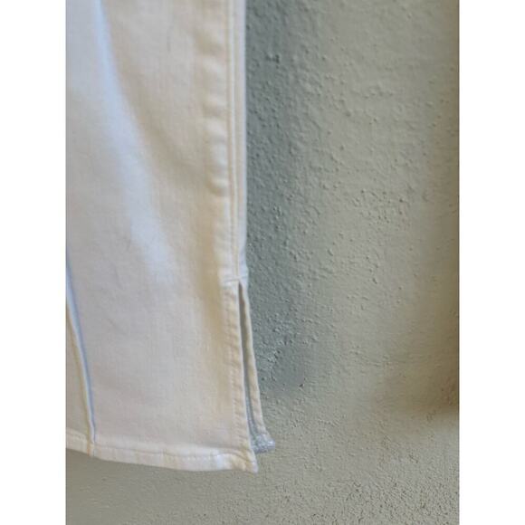 Express Woman Mid Rise White Pintuck Skyscraper Jeans, Size 14S - Picture 6 of 11